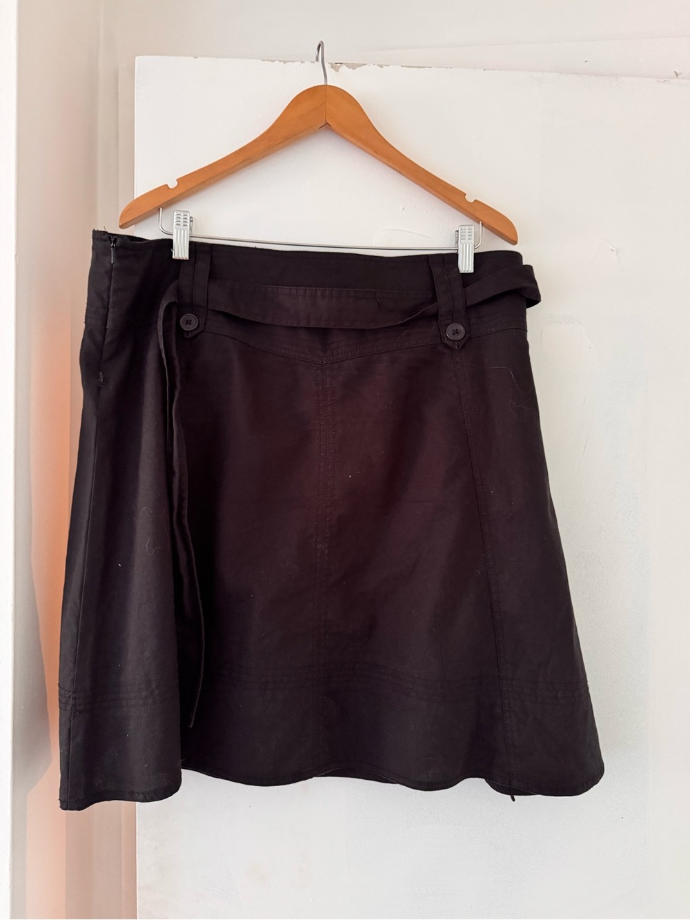 Coupe Collection Women’s Black A-Line Skirt